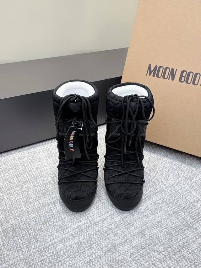 Retail Item Moon Boot 2025 Latest vs. Autumn/Winter Newest Snow Boot Series Ugly