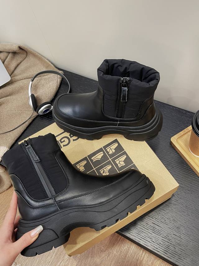 Korean Style Down-Filled Women's Snow Boots Are you still wearing bulky snow bo