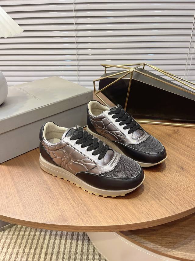 The most popular all-season casual sports shoes both domestically and internatio