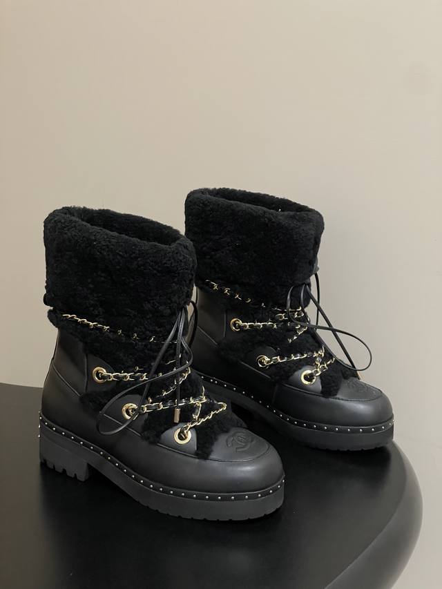 Top Quality Chanel Fall/Winter Classic Chain Lambswool Ankle Boots, Short Boots