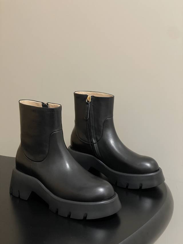 Top Quality Gianvito Rossi 25S Autumn/Winter New Rossi Gr Platform Ankle Boots w