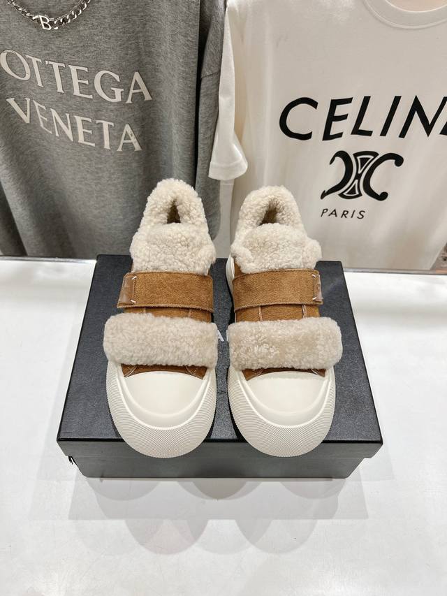 High-quality factory direct. Chanel 2025 Spring/Summer winter new style furry s