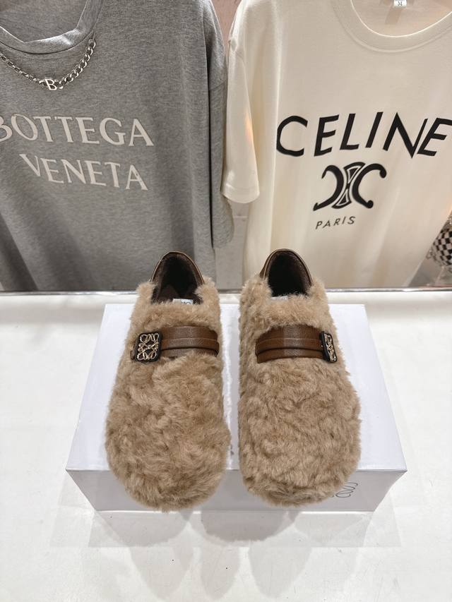 High-quality factory direct. Loewe F036 2025 Autumn/Winter New Slip-on Furry Fl
