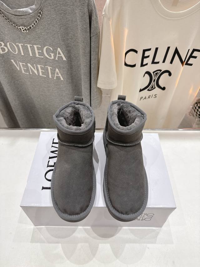 High-quality factory version Loewe F036 25Ss winter latest fur-lined snow boots