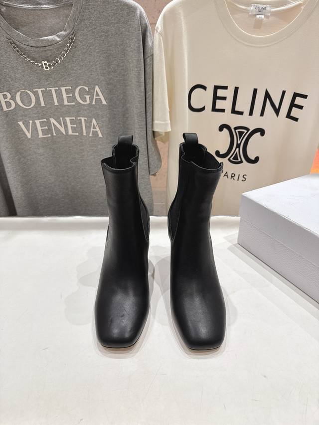 High-quality factory direct Dior F031 2025Ss new high-heeled ankle boots - high