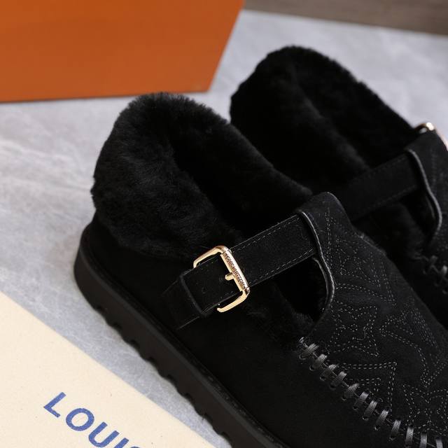 Lv Lambswool Birkenstocks Lambswool version Louis Vuitton On Fw25 New Arrival ~