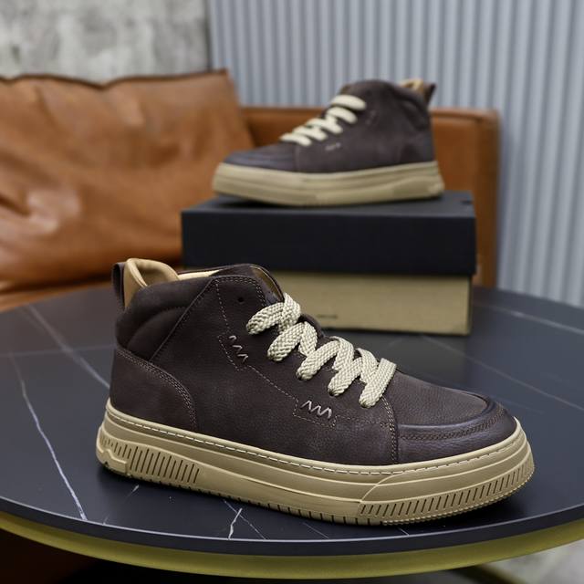 Australian Imported Thick Wool Brand: Ugg Authentic Purchase Sizes: 38-44 Grade