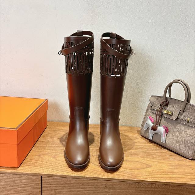 Herme S Classic Kelly Boots SS25 Autumn/Winter Style Classic Kelly half boots, o