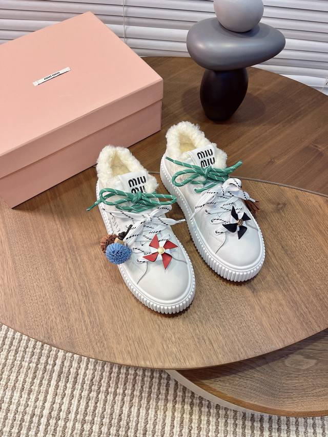 Miumiu 25Ss Autumn/Winter New Thick-Soled White Sneakers, Wool White Sneakers Si