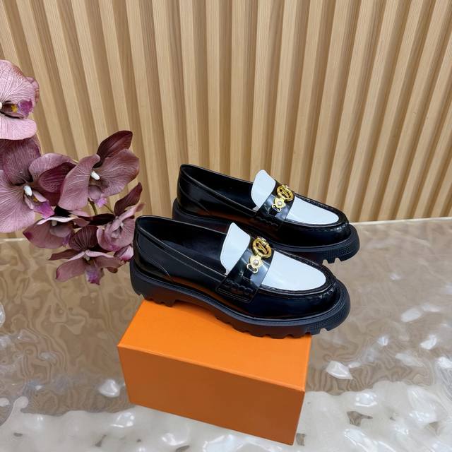 LV Louis Vuitton 2025 Early Spring New Platform Loafers Top Version Latest Style