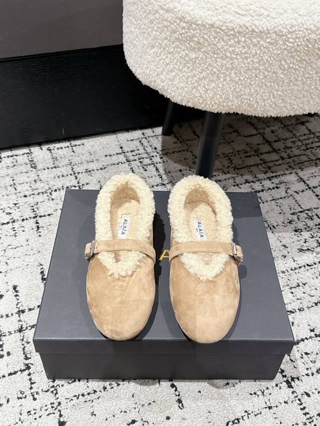 Alaia 25 Autumn/Winter New Lambswool Ballet Flats Mary Jane shoes in wool are he