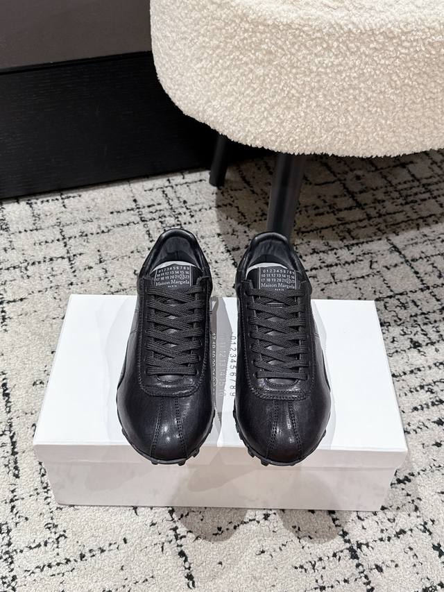 Maison Margiela Fall/Winter 2025 Couple's Sprinter (Training Shoes) The new Spri