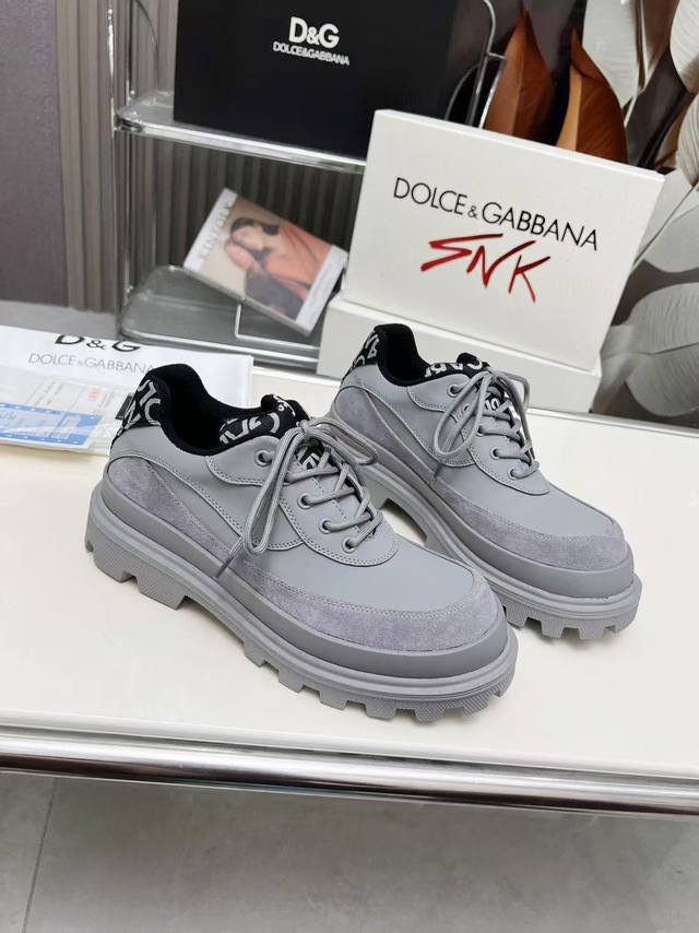 Top-tier, heavyweight release: D&G's latest autumn/winter chunky derby casual s