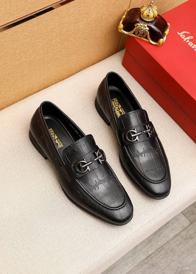 Product Trademark: Ferragamo Casual Leather Shoes True Sizes: 39-44, 38.45 (Cus