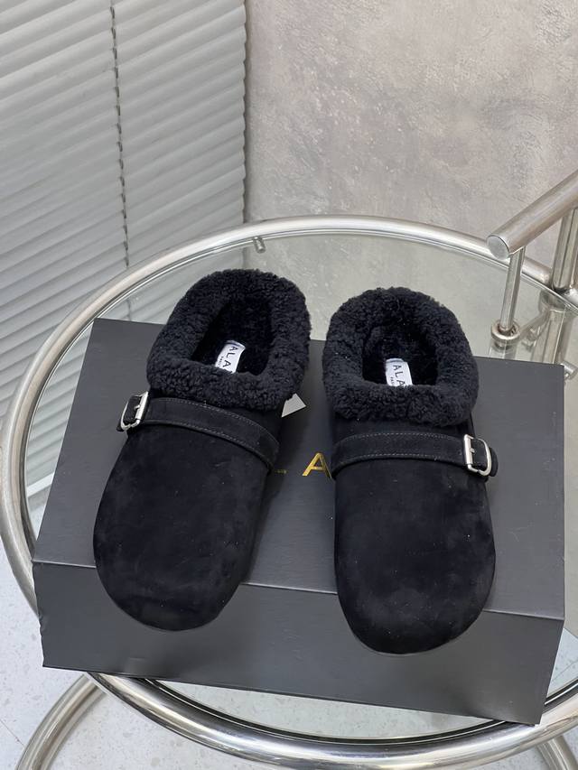 Alaia Autumn/Winter New Teddy Wool Flat Ballet Shoes Closed-Toe Half-Mounts A su