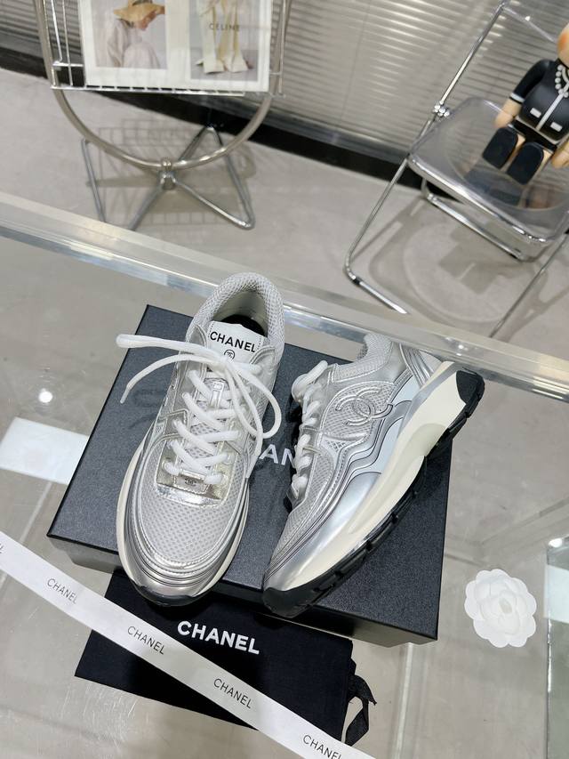 23 Top-tier sports high-version! A hot item that sold out at stores! Sold out ac