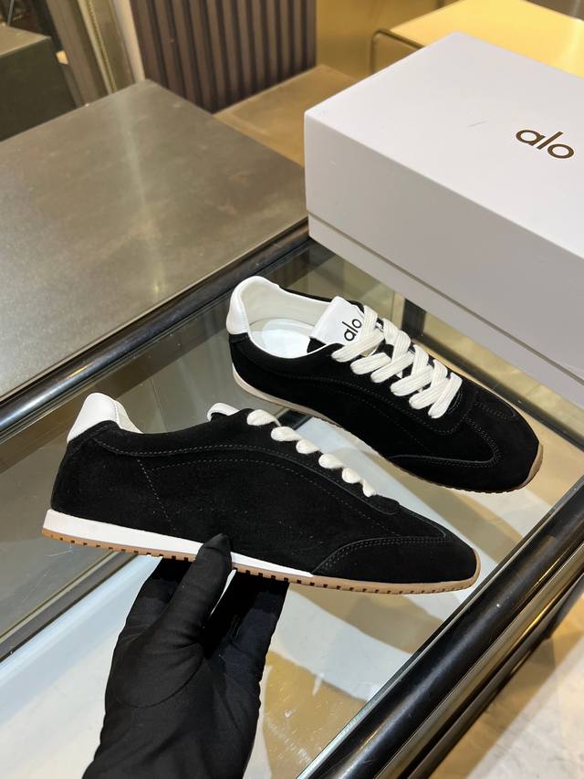 Alo 25Ss New German Training Shoes, Comfortable and Casual Style Alo understands