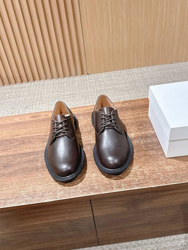 Dongguan-made The Row New Lace-up Round Toe Leather Shoes Beautiful and practic