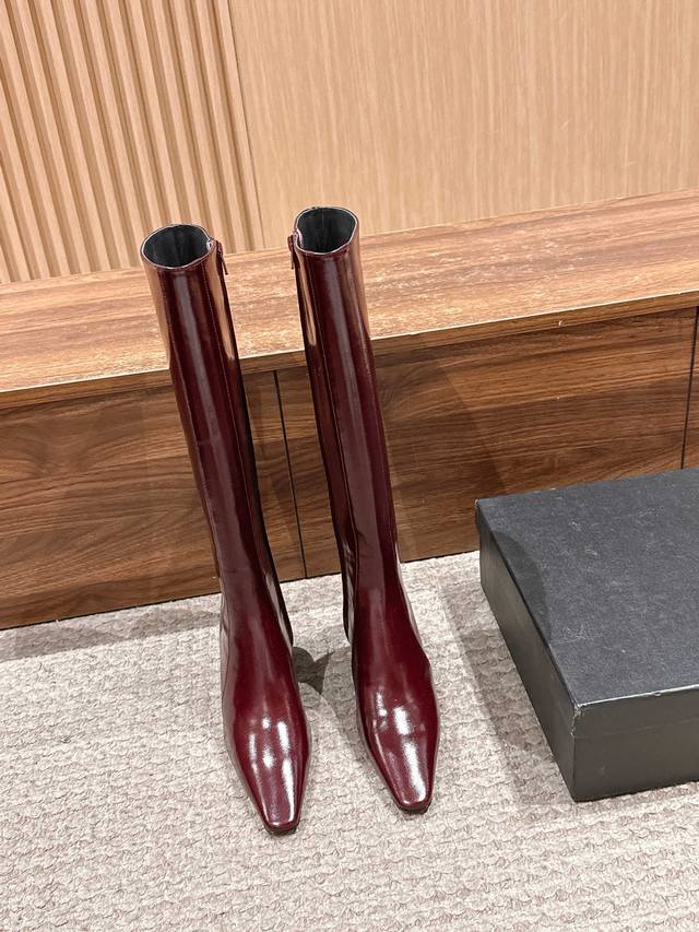 Saint Laurent Fall/Winter New Side Zipper High-Heeled Boots The entire shoe is v