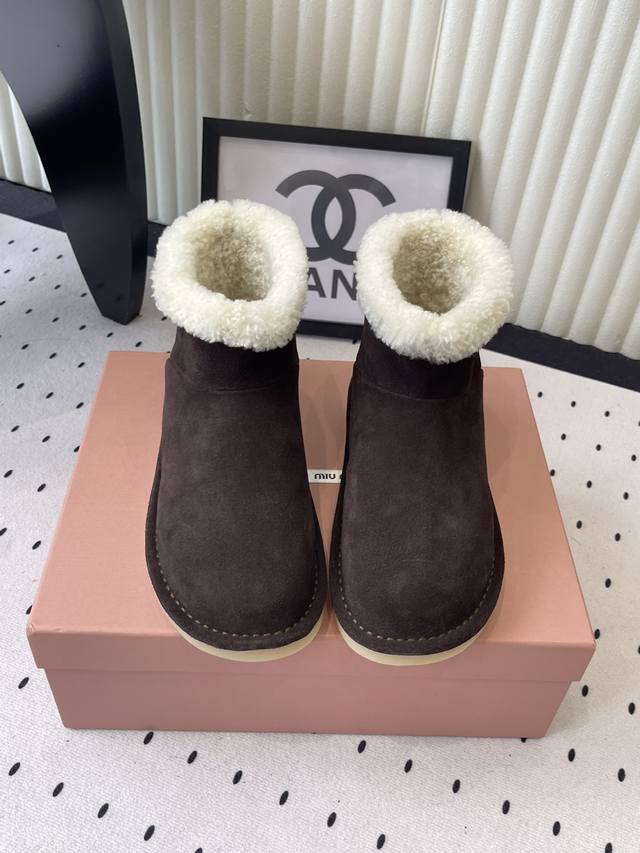 Miumiu New Autumn/Winter Snow Boots, High-Quality Version, Super Cute and Comfor