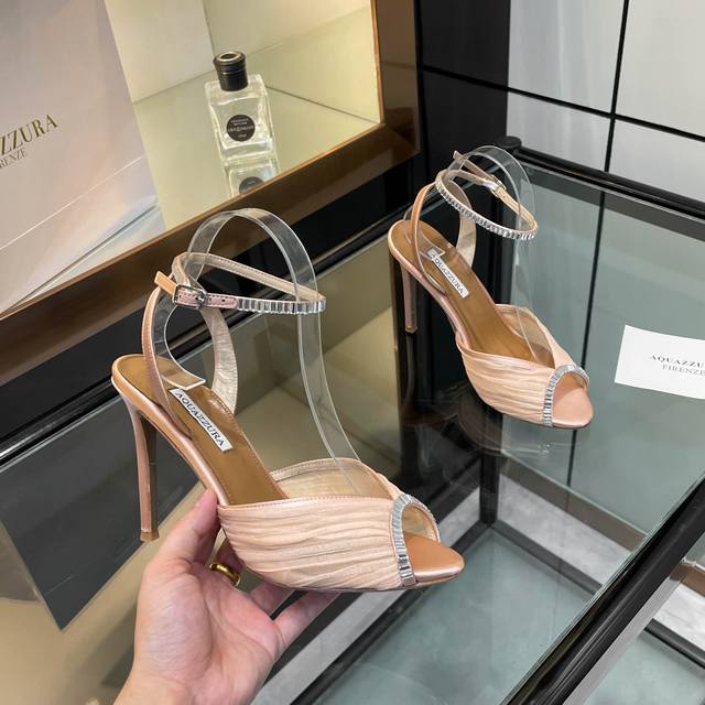 Aquazzura 2025 New Sandals High-Quality Item Top-Tier Version Wow! The 2025 new