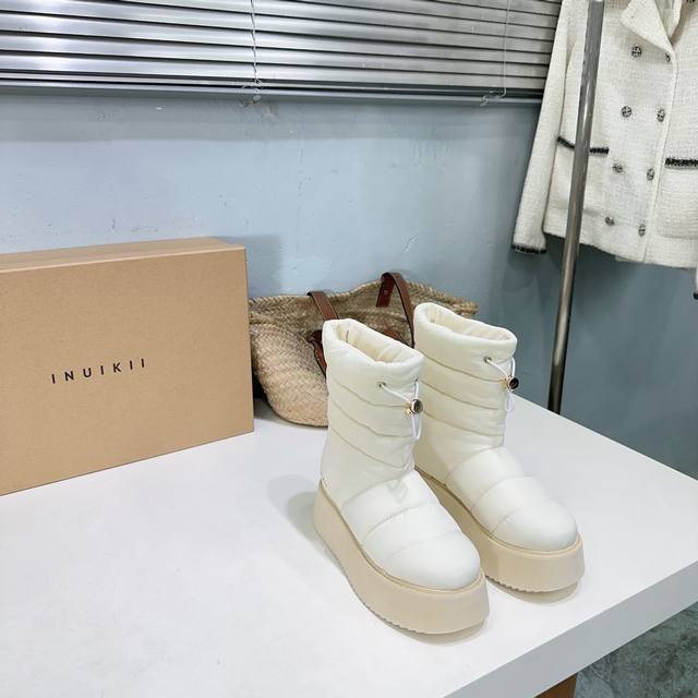 High-quality factory-made platform wool snow boots from the niche trendy brand