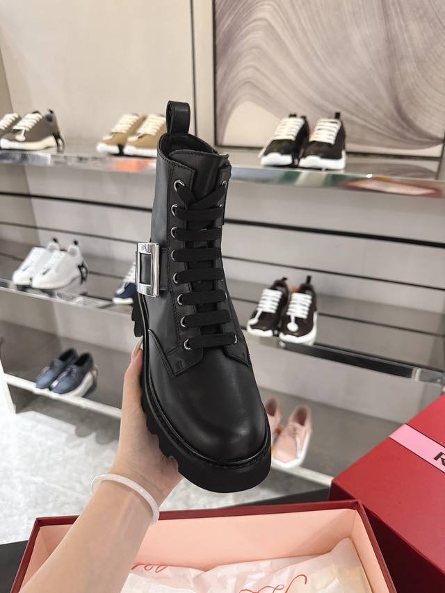 Viv' Rangers Truck series is both individualistic and sophisticated, showcasing