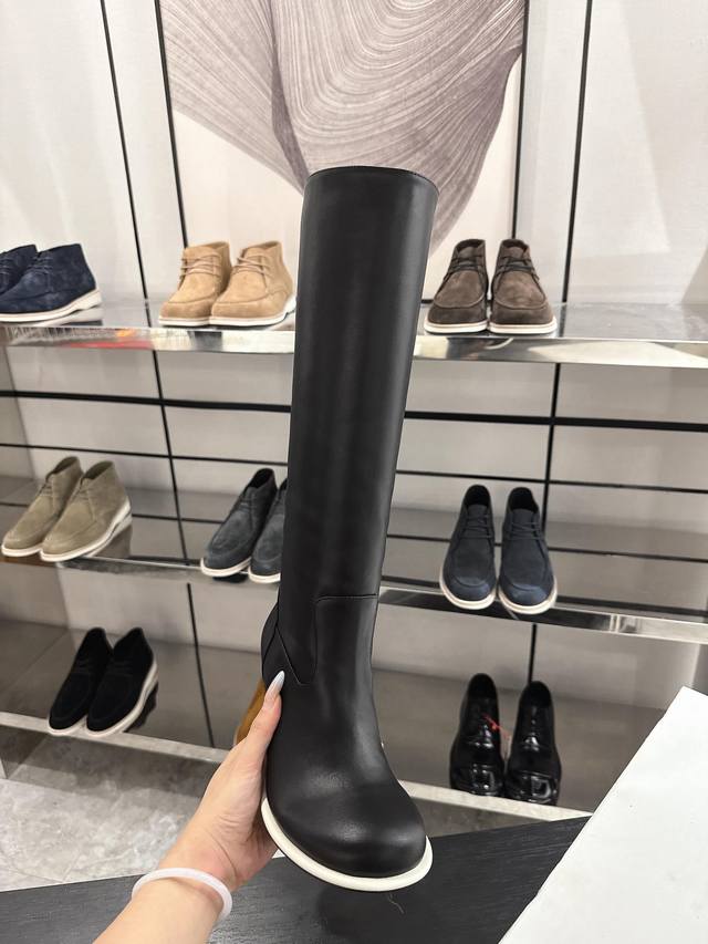 The Row High Boots, 2025 Newest European Style Pipe-Style High Boots, Color-Bloc