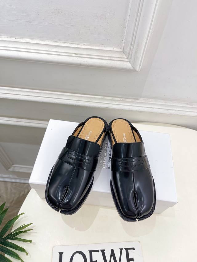 Maison Margiela Mm6 2025 Autumn/Winter New Classic Casual Loafers Split-Toe Slip