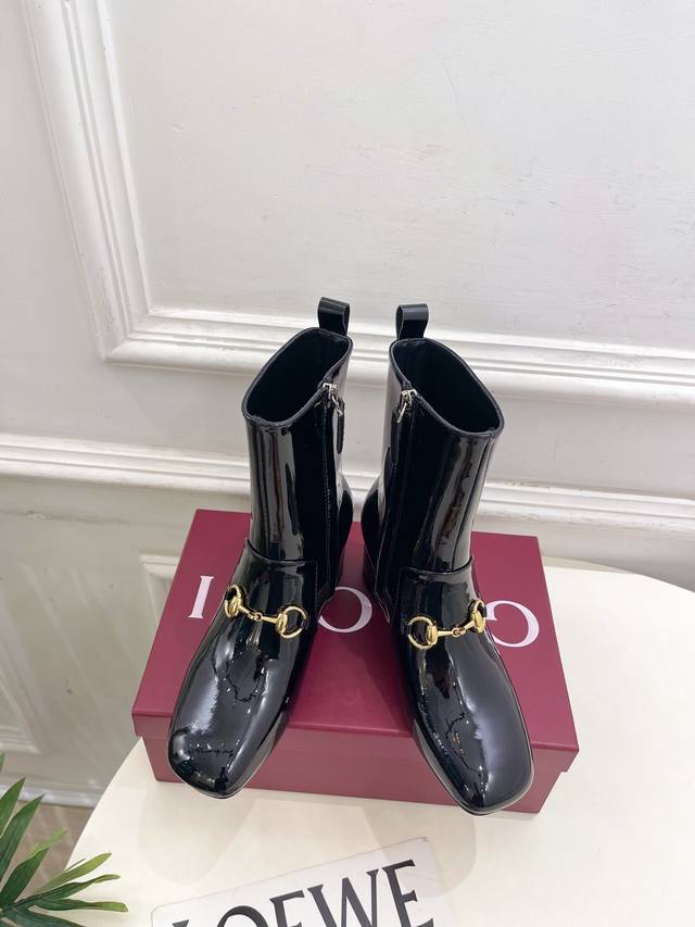 Gucci 2025 Autumn/Winter New Arrival: Classic Horsebit GG Fabric Chunky Heel Ank