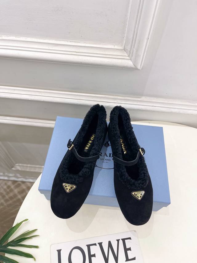 Prada 25 2025 Fall/Winter New Classic Triangle Label Mary Jane Fur Shoes Series