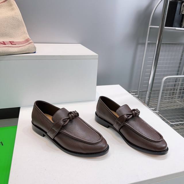 High-quality factory release! Top-quality Bottega Veneta Spring/Summer 2026 new