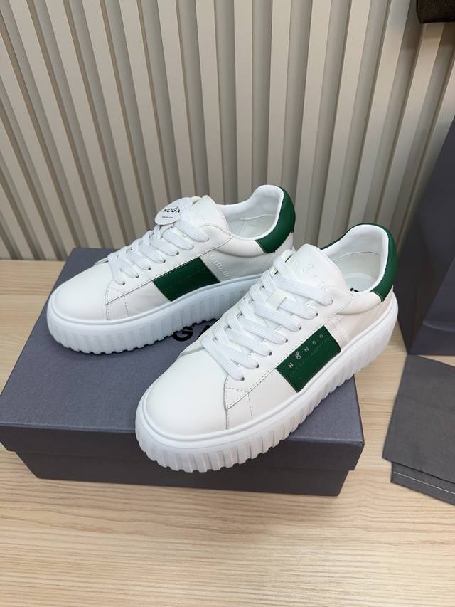 Couple Style Hogan's hottest newest style! Unisex athletic shoes, comfortable,