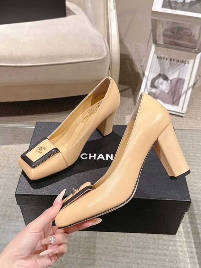 20252117-3 Mary Jane original design, half-moon square toe upper; imported sheep