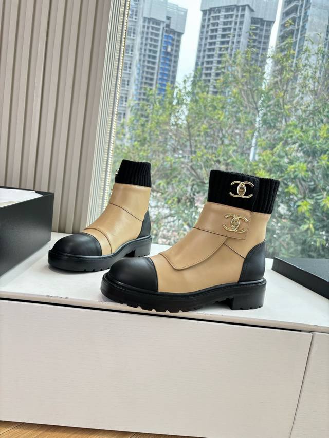 G302 Chanel * Small Chanel Autumn/Winter Chelsea Boots, New Style, Riding Boots.