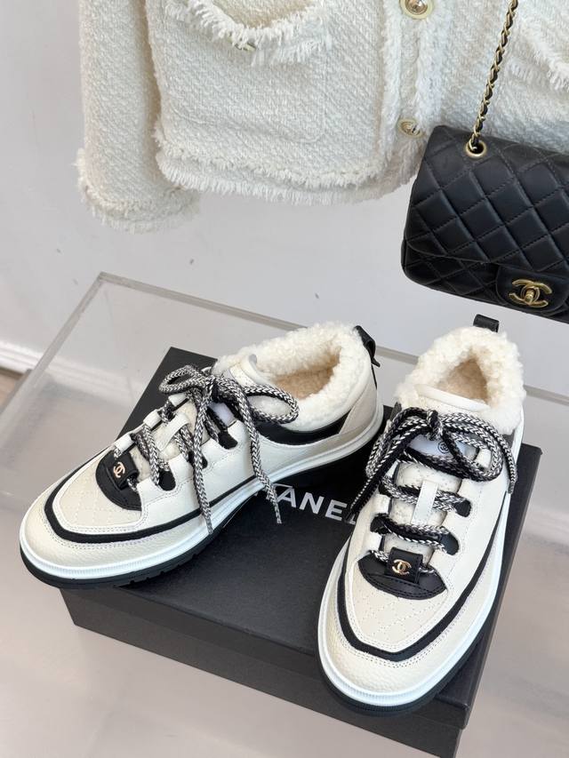 New Retro Chanel Style Diamond Pattern Panda Wool Casual Shoes/Sneakers Made wi