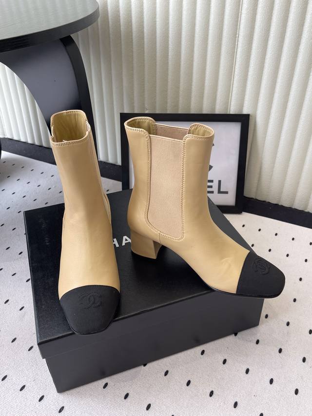 Chanel New Autumn/Winter Ankle Boots, High-Quality Version, Classic Color Block,
