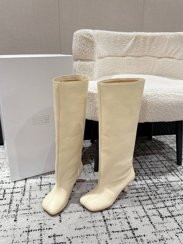 Maison Margiela Fall/Winter 2025 New Style Thigh-High Boots A 1:1 replica of the