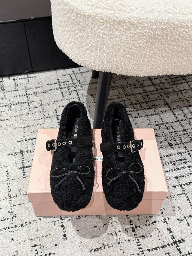 Miu Miu Autumn/Winter New Arrival 25 Bow Mary Jane Sheepskin Ballet Flats These