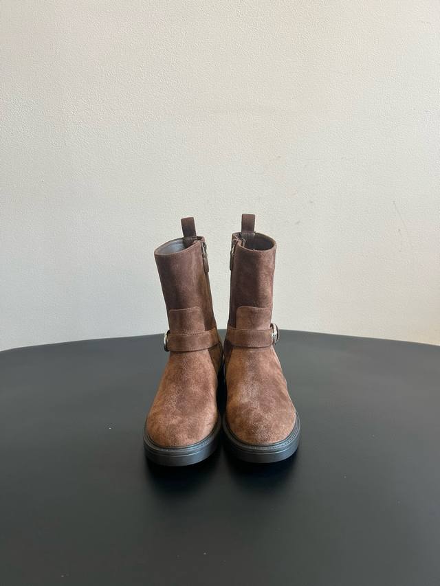 Retro Modern Side Zipper Ankle Boots (Retail Purchase Grade) The leather strap d