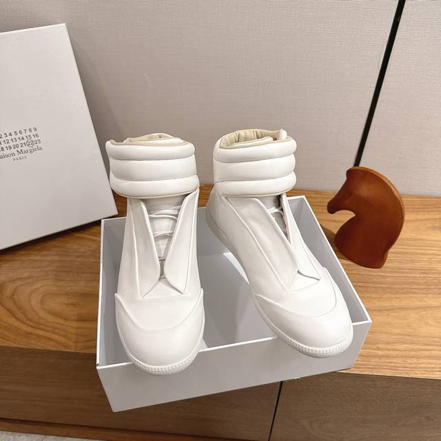 Factory Direct Maison Margiela High-Top Sneakers. These Maison Margiela high-to