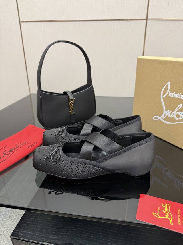 Rhinestone Christinlouboutin Cl25Wf New Arrival Rhinestone Bow Pig Nose Cross St