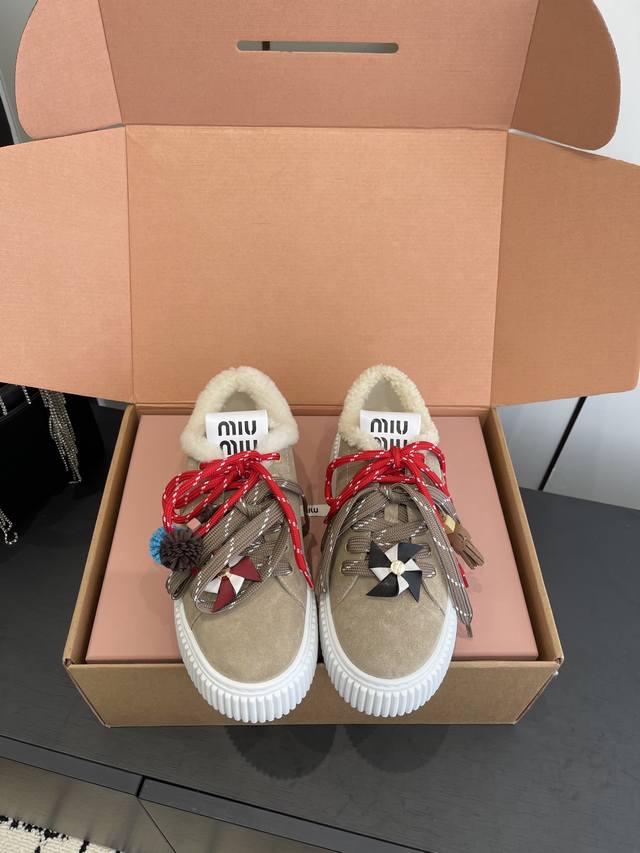 Miu Miu 25Ss Autumn/Winter New Thick-Soled Casual White Sneakers with Wool Linin
