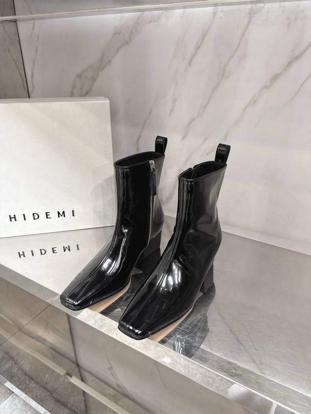 Hidemi 2025 Autumn/Winter New Square Toe Boots. Stunning every season, these boo