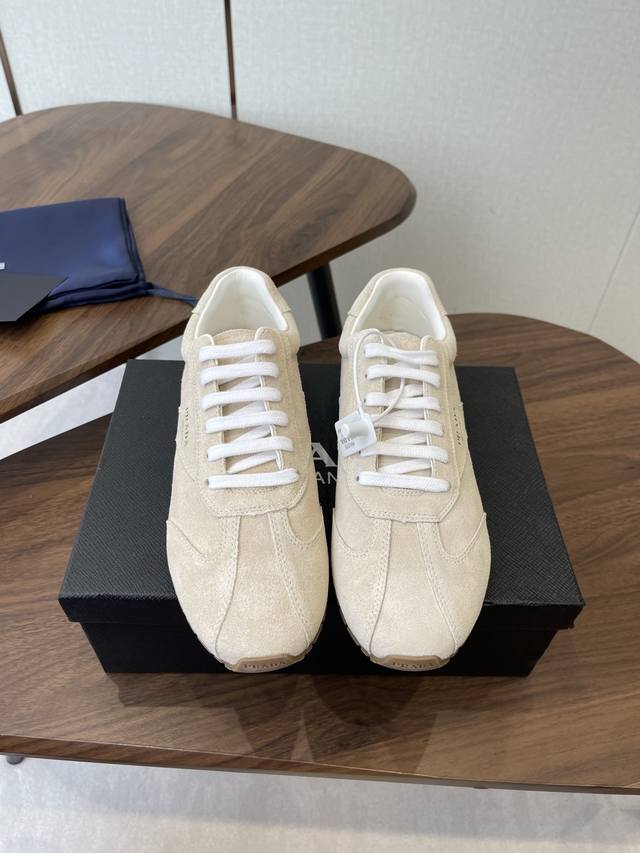 Dongguan-made Prada 25Ss Spring/Summer New German Training Shoes Casual Shoes E