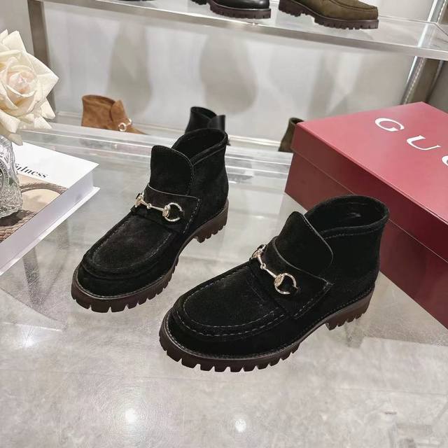 Long-term stock 4-inch women's boots Gucci's trendy and popular style cleverly