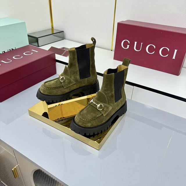 2025 - This Gucci Horsebit Ankle Boot features a classic short boot silhouette,