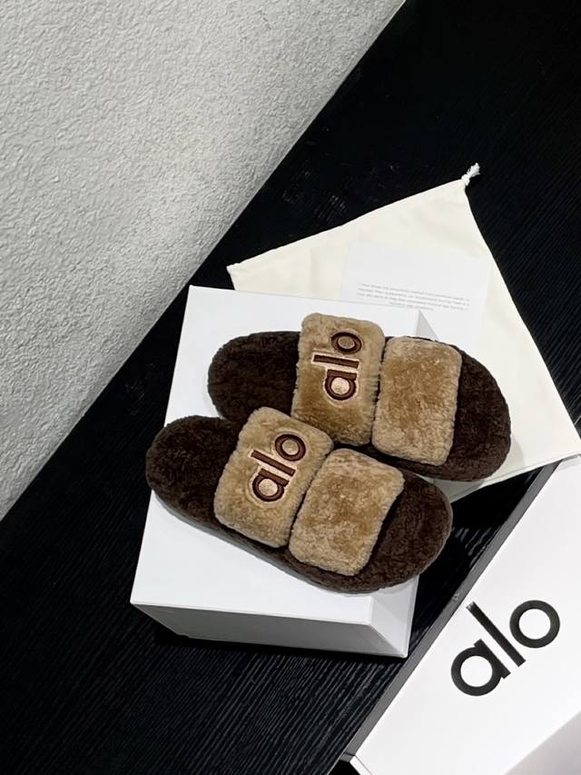 Comes with a box and 10 Alo official certified wool flip-flops Who can resist t