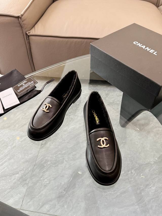 Free gift box with genuine leather sole Chanel 25Ss Mary Jane Loafers, early aut
