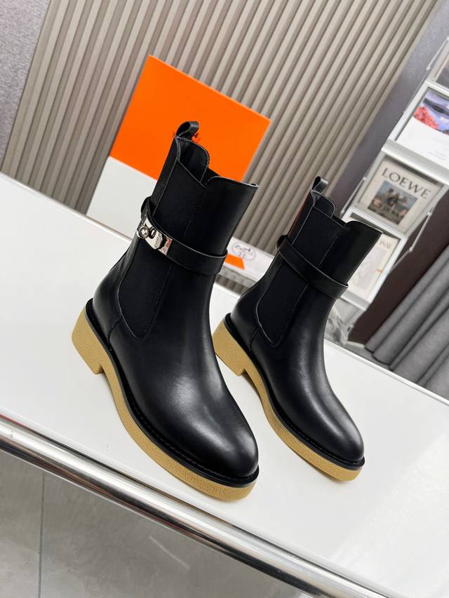 In stock Hermes. Classic upgraded version, top-grain cowhide leather, lining: c